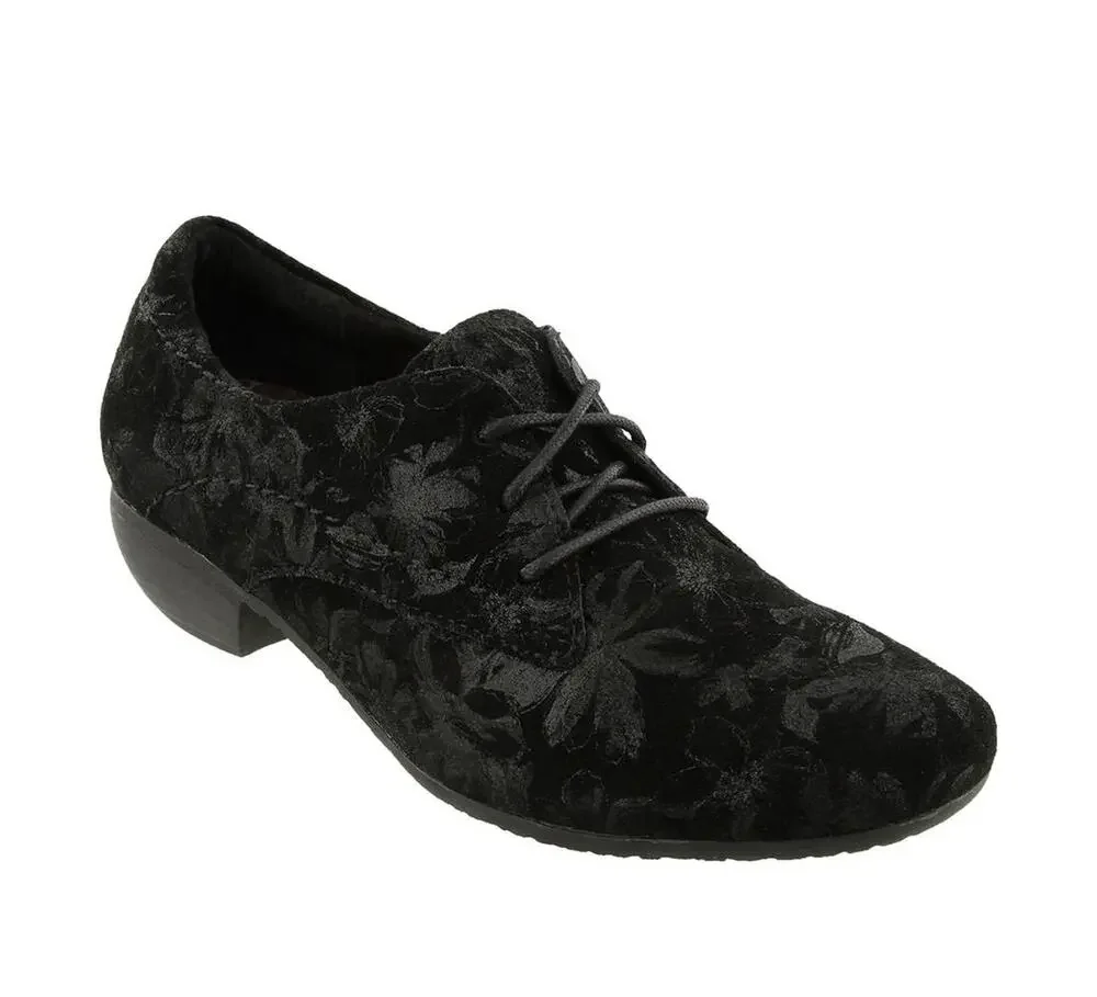 TAOS COBBLER BLACK PRINTED SUEDE 6